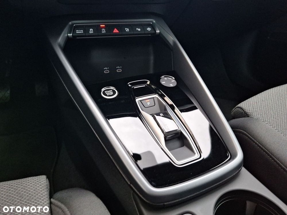 Audi A3 Sportback - 16