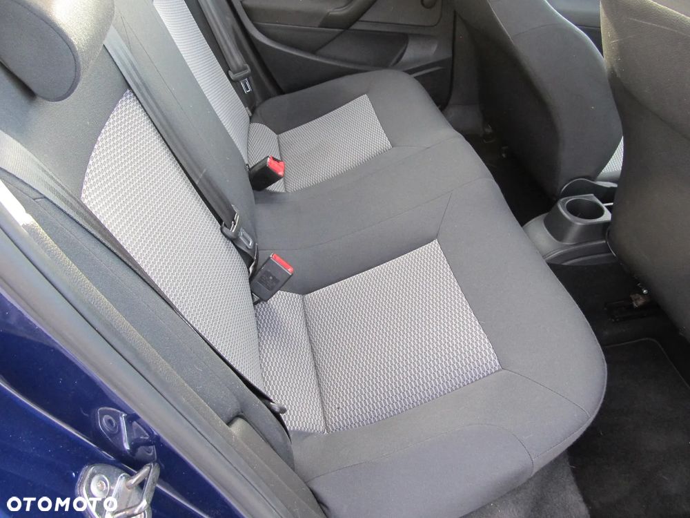 Volkswagen Polo - 16