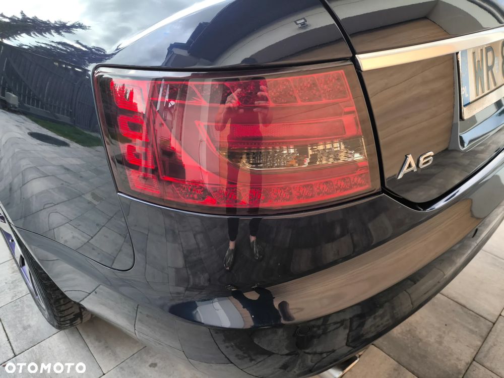 Audi A6 Limousine 2.4 - 17