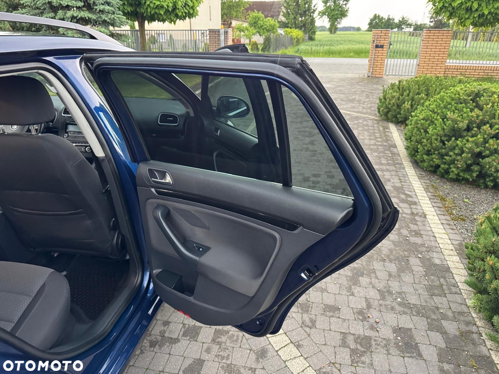 Volkswagen Golf 1.6 TDI BlueMotion Technology Comfortline - 18