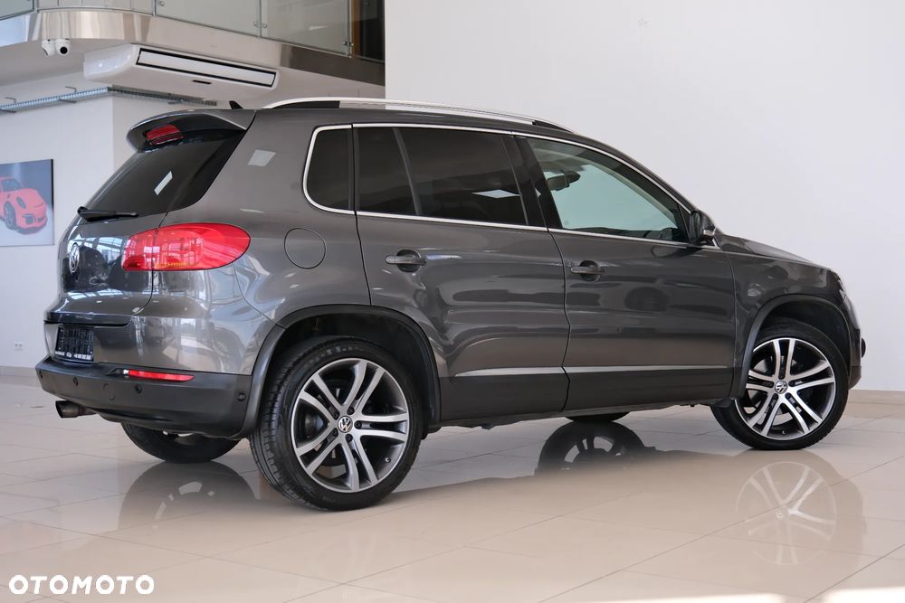 Volkswagen Tiguan 2.0 TDI DPF 4Motion BlueMotion Technology DSG Track & Style - 10