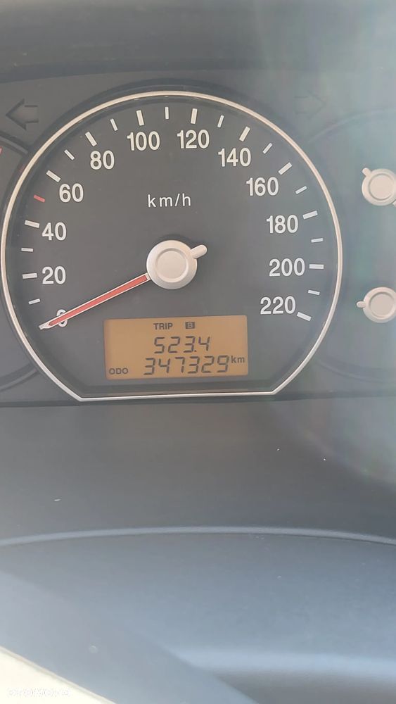 Kia Carens 2.0 CRDi EX - 8