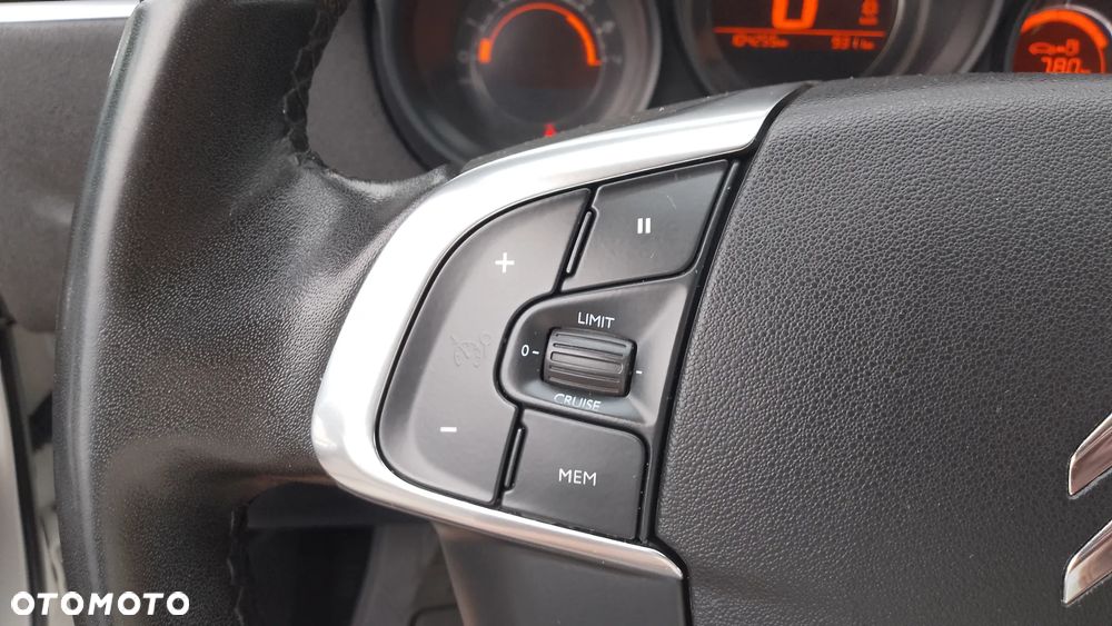 Citroën C4 HDi 90 Selection - 13