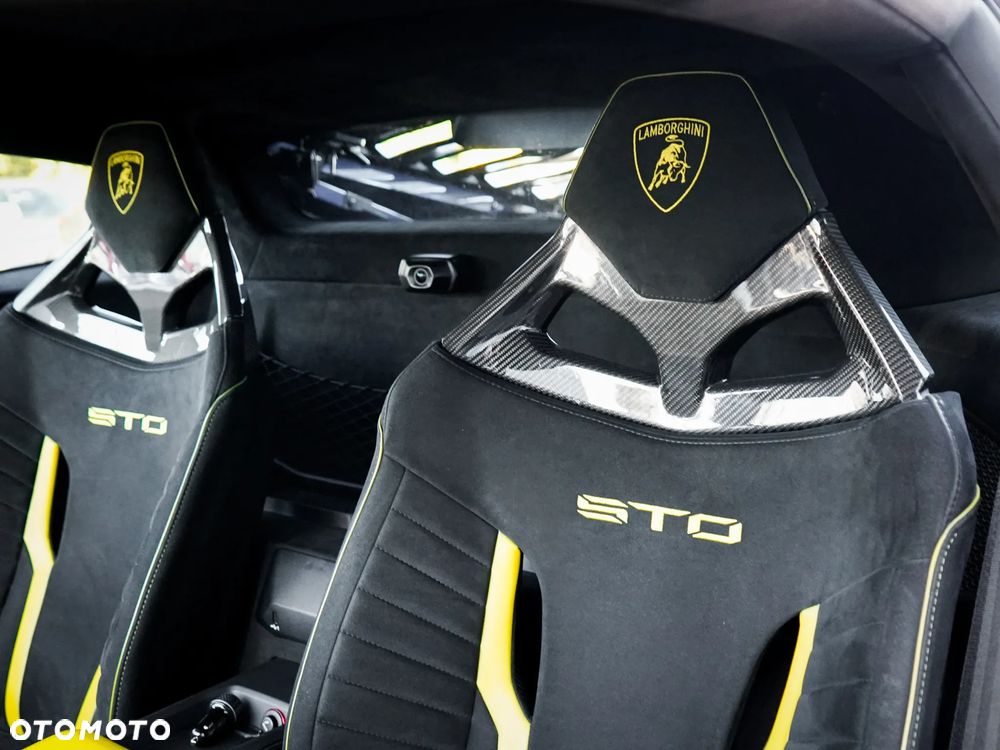 Lamborghini Huracan - 25