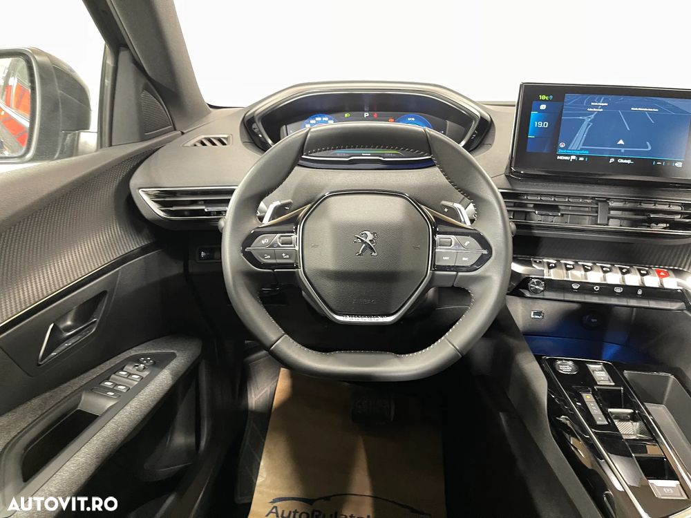Peugeot 3008 PHEV 180 EAT8 Active Pack - 6