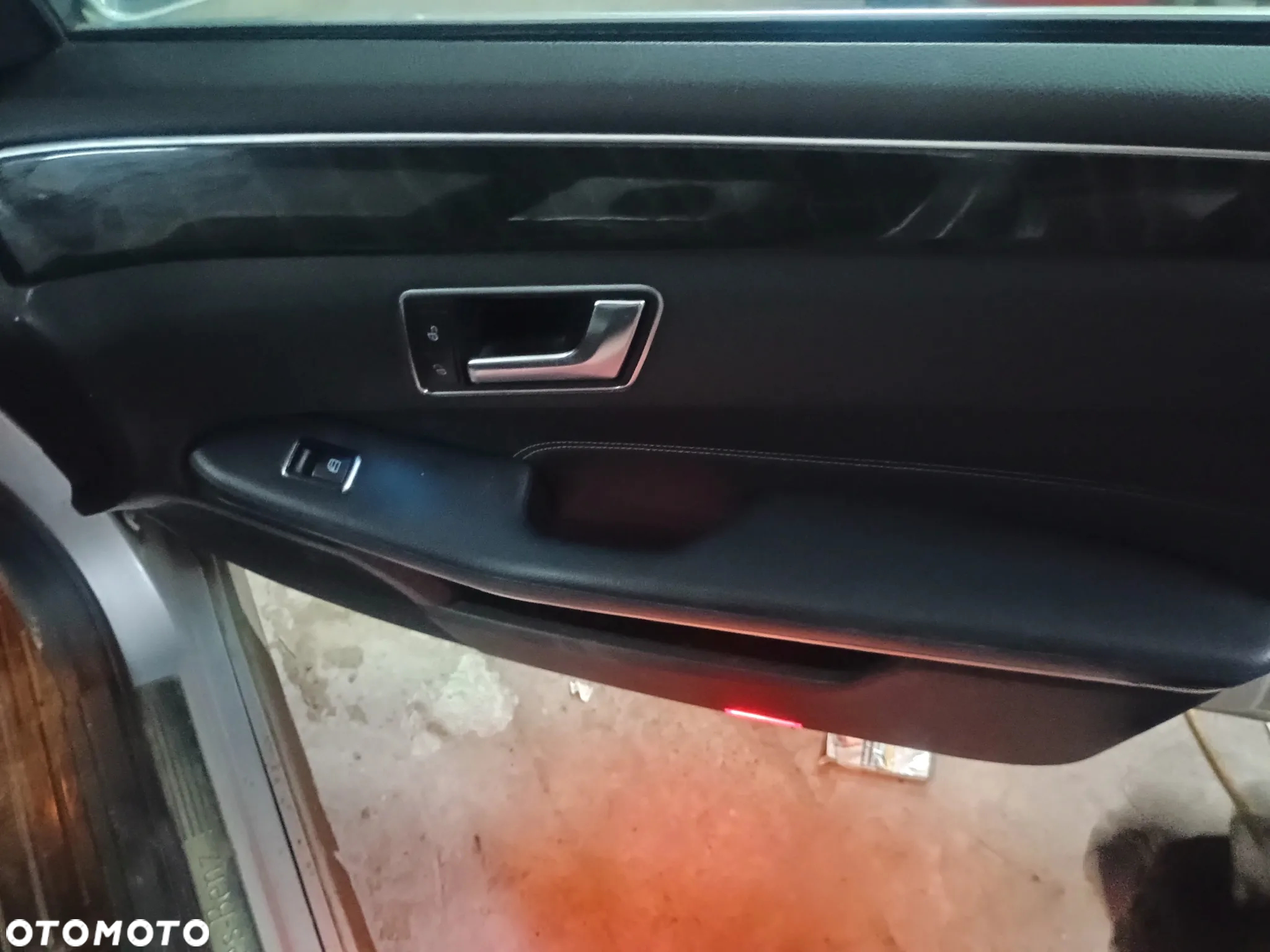 Mercedes-Benz Klasa E 200 BlueTEC 7G-TRONIC Avantgarde - 8