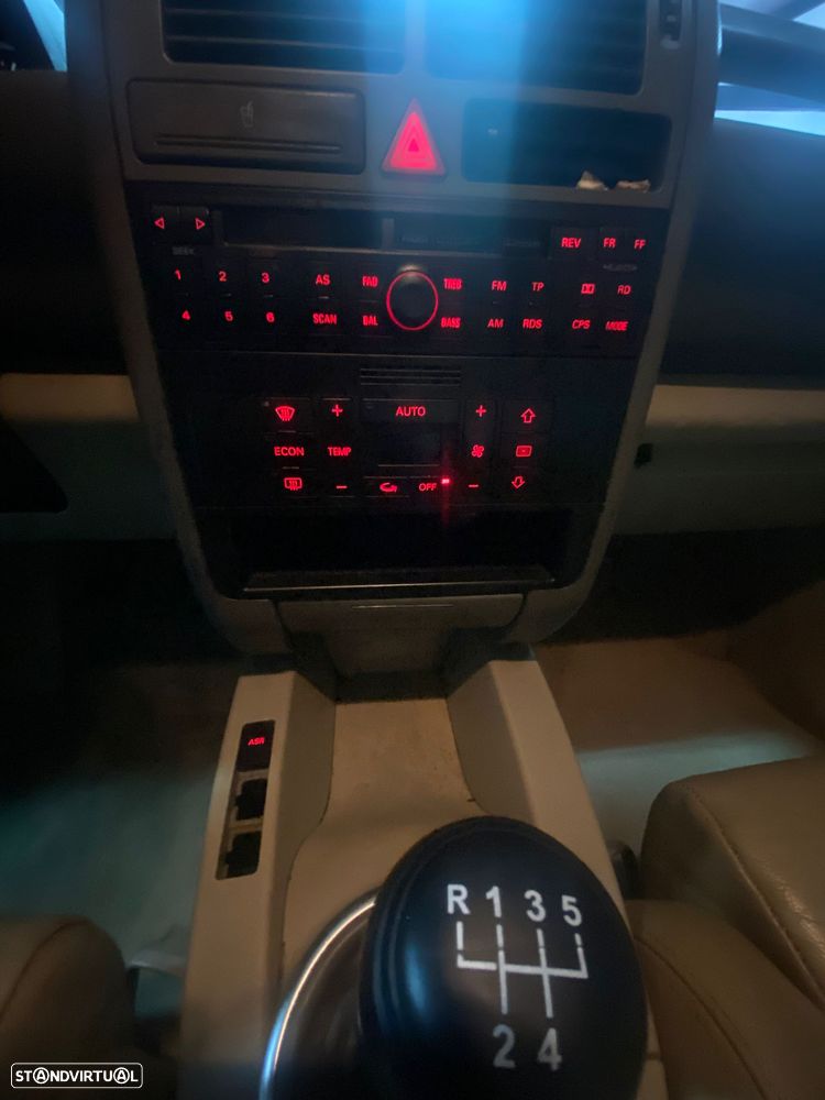 Audi A2 1.4 Attraction - 13