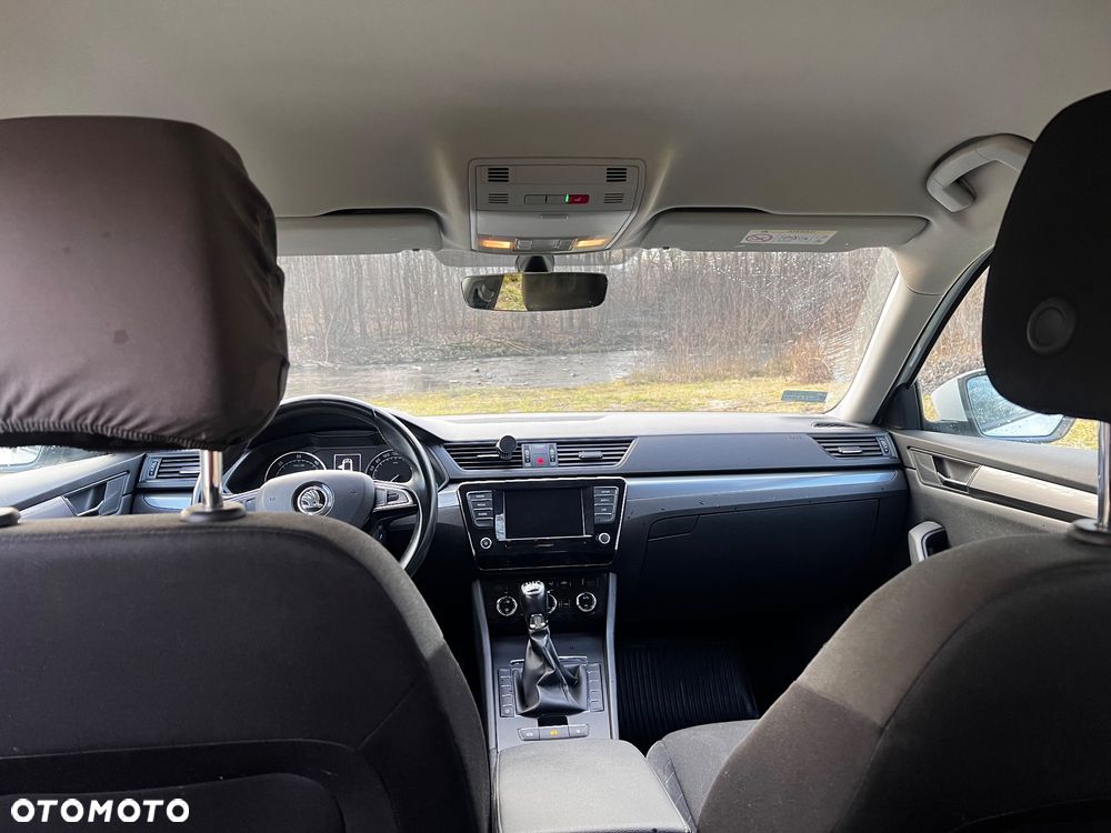 Skoda Superb 1.6 TDI Active - 8