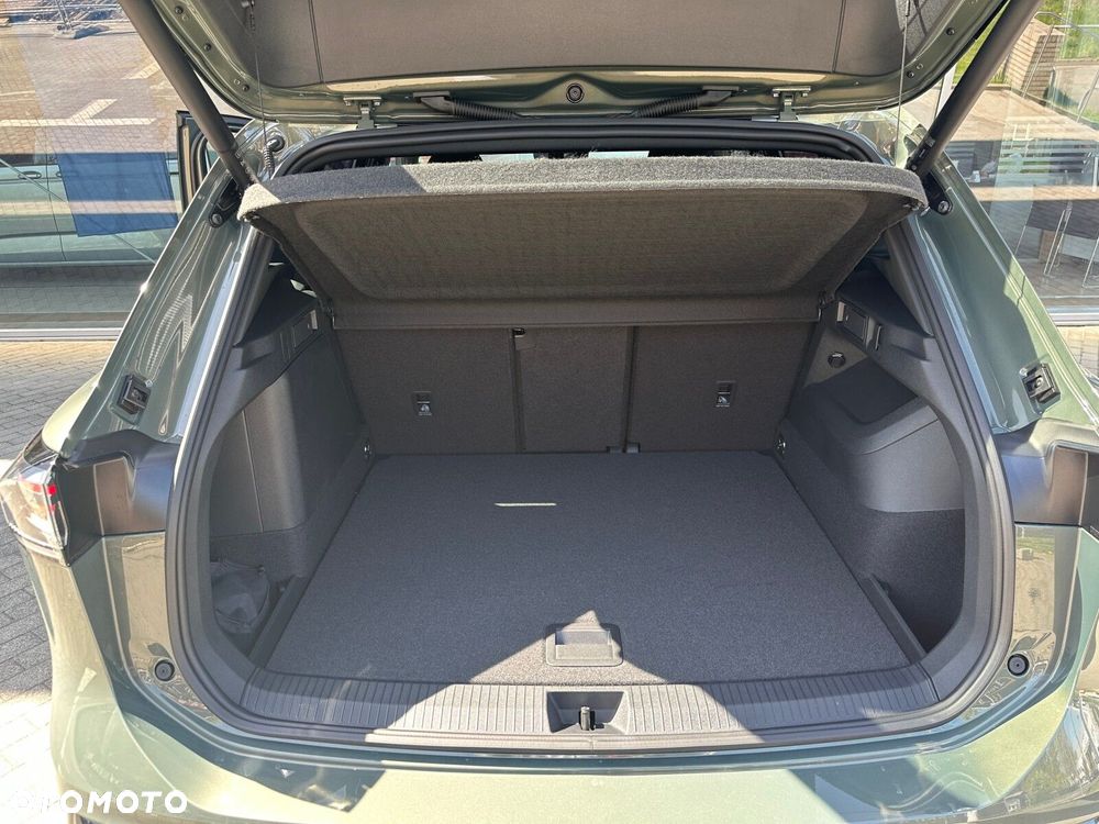 Volkswagen Tiguan - 31