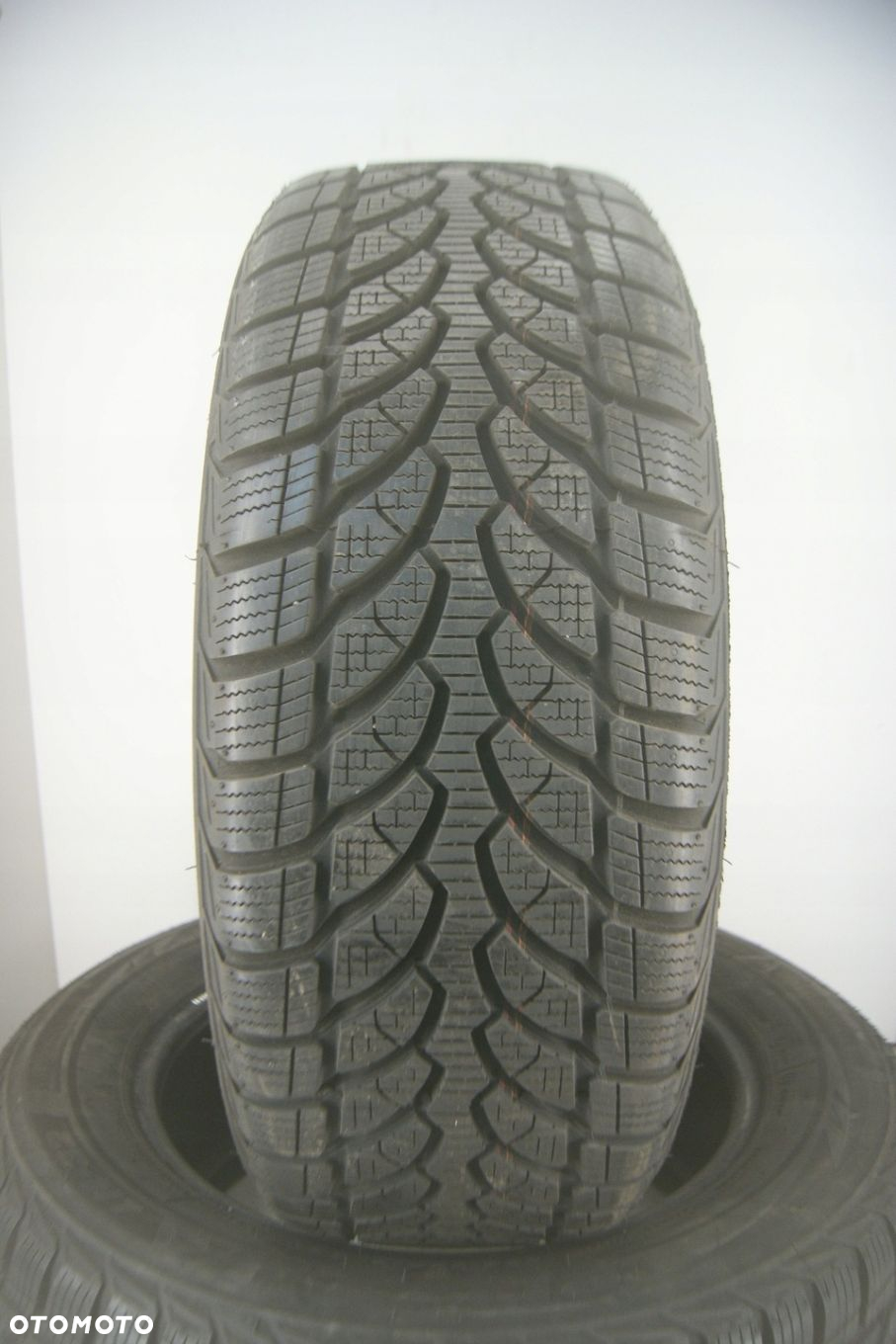 2x 205/60R16 opony zimowe Bridgestone Blizzak LM-32 D66952 - 2