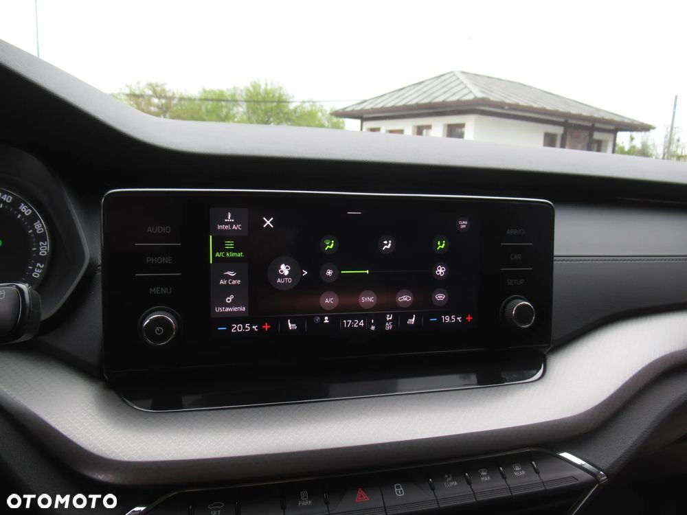 Skoda Octavia 1.5 TSI e-Tec Ambition DSG - 28