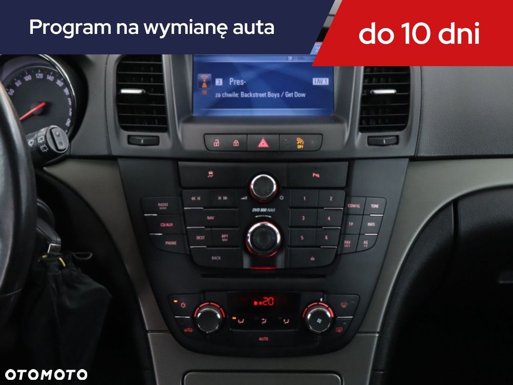Opel Insignia - 15