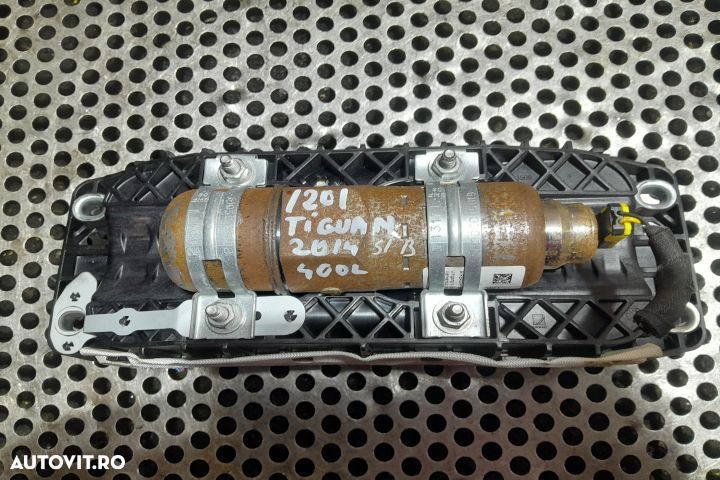 Airbag pasager 5K0880204A 5K0880204A Volkswagen VW Tiguan 1 [facelift - 2