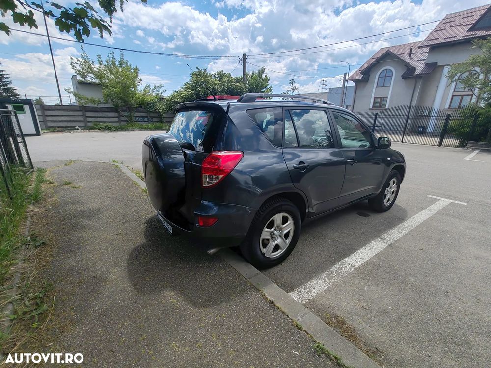 Toyota RAV4 2.0 Confort - 7