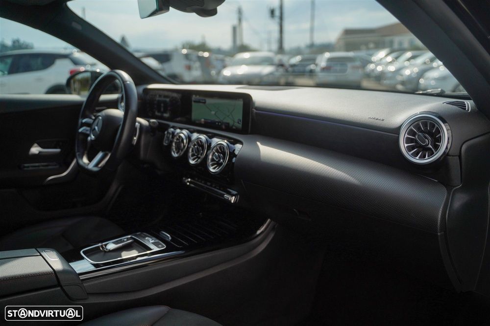 Mercedes-Benz A 200 AMG Line Aut. - 40