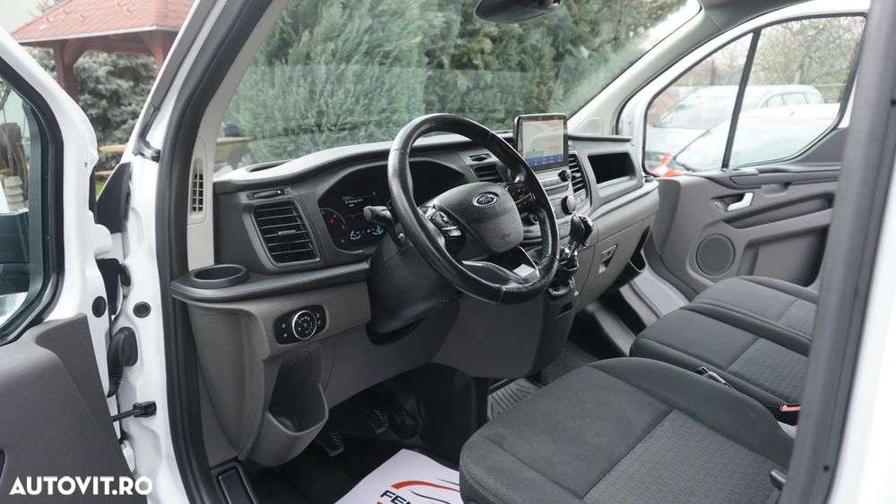 Ford Transit Custom - 11