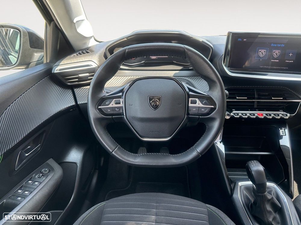 Peugeot 208 1.2 PureTech Active - 12