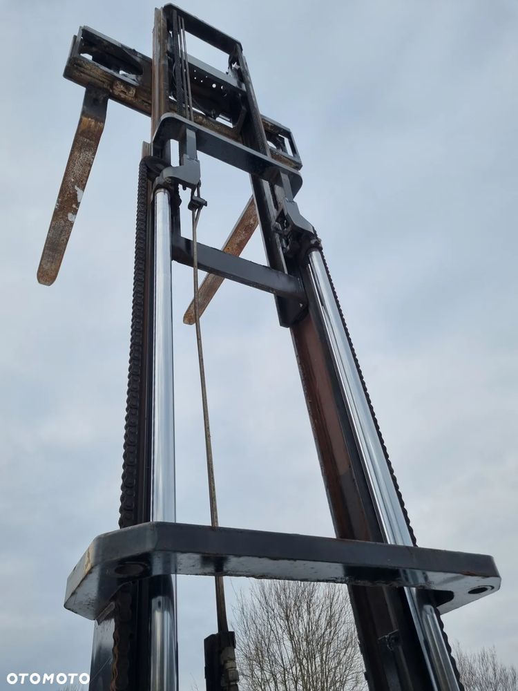 Manitou M30-4 T Wózek Widłowy 4X4 TERENOWY JAK NOWY! 2013r z Norwegii. Silnik PERKINS TURBO 100KM! DEKRA do 2026roku! 3 tony Udzwig! Posuw wideł Hydrauliczny! Jazda REWERS+4 biegi. Ani deka luzów czy wycieków! Zadbana Maszyna! - 11