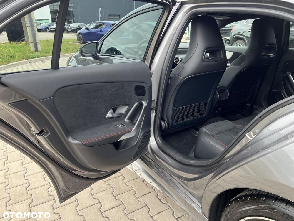 Mercedes-Benz Klasa A 200 AMG Line 7G-DCT - 15