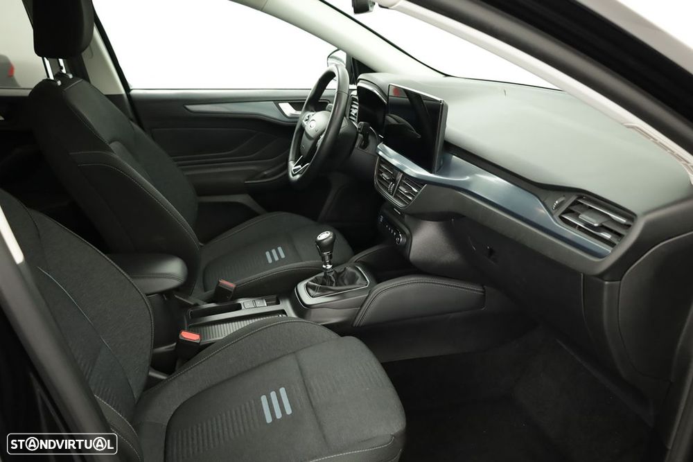 Ford Focus SW 1.0 EcoBoost MHEV Active X - 20