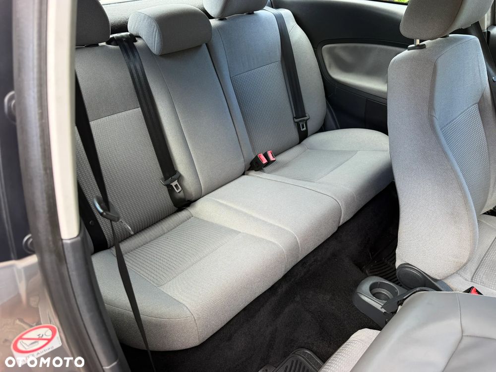 Seat Ibiza 1.4 16V Sport - 10