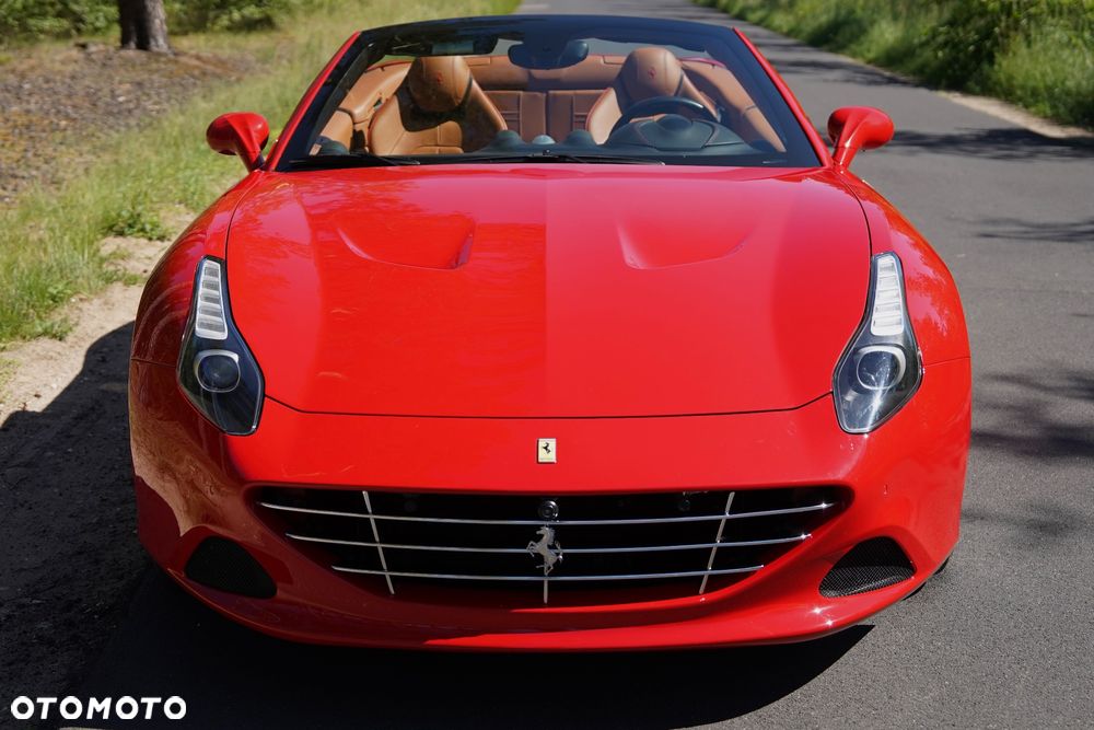 Ferrari California T - 22