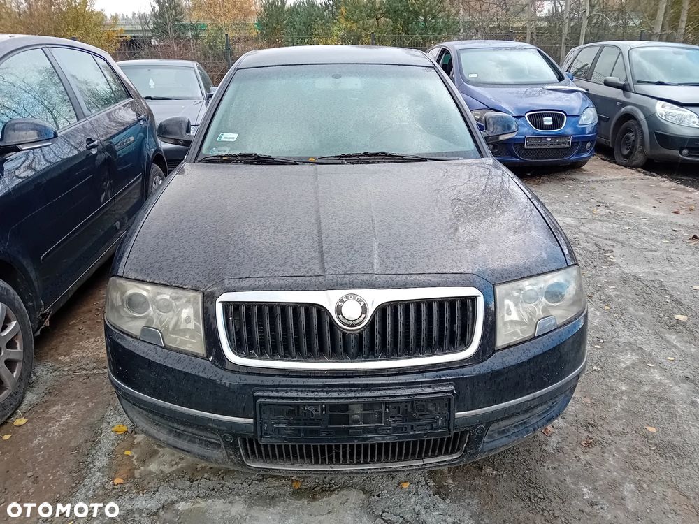 *SKODA SUPERB* Samochód na części - 2