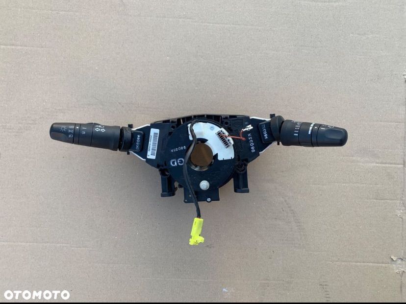 25560-9U03D przełącznik zespolony nissan micra k12