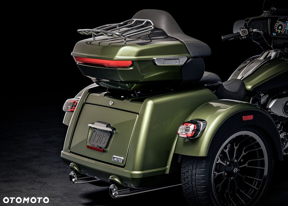 Harley-Davidson Street Glide Trike - 8