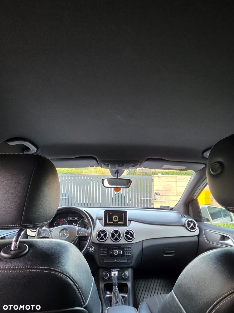 Mercedes-Benz Klasa B 180 CDI (BlueEFFICIENCY) - 14