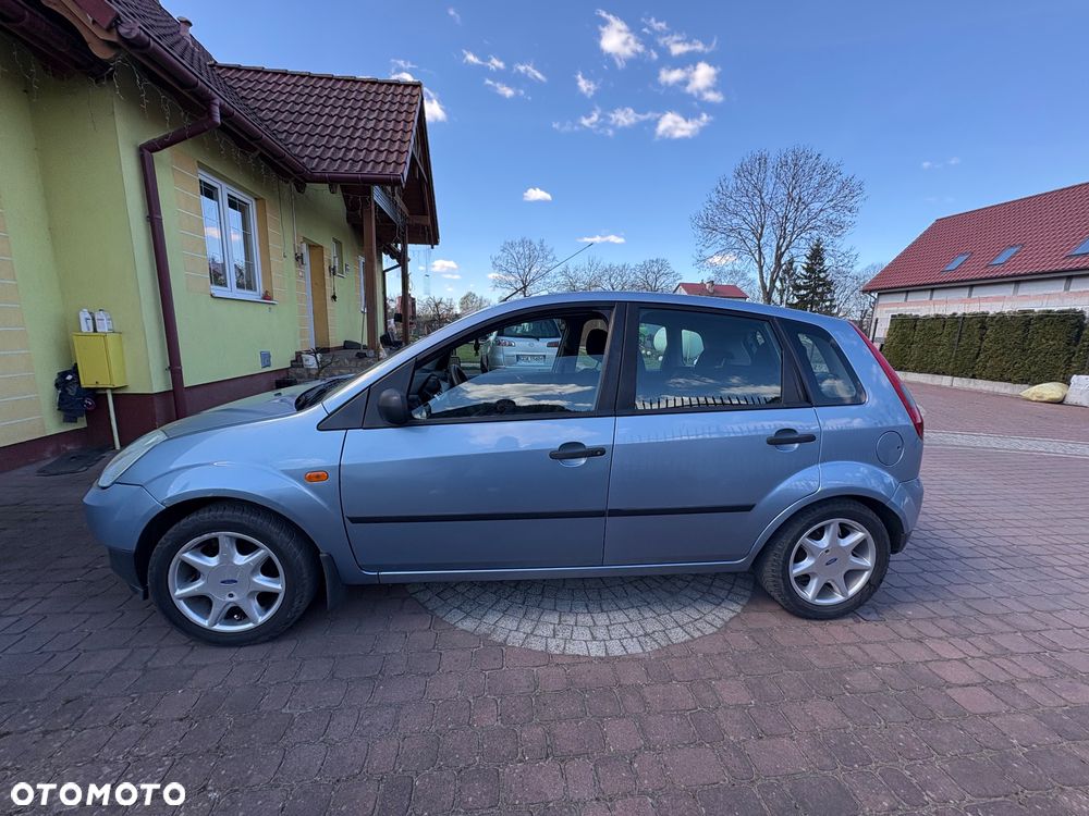 Ford Fiesta - 2