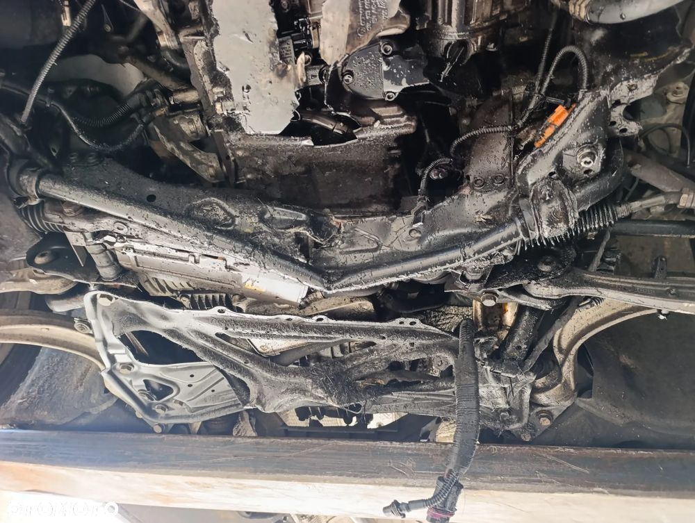 Audi A6 Avant 2.0 TDI DPF multitronic - 14