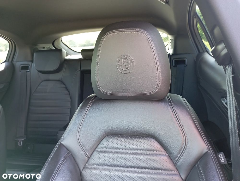 Alfa Romeo Stelvio 2.0 Turbo Veloce Q4 - 24