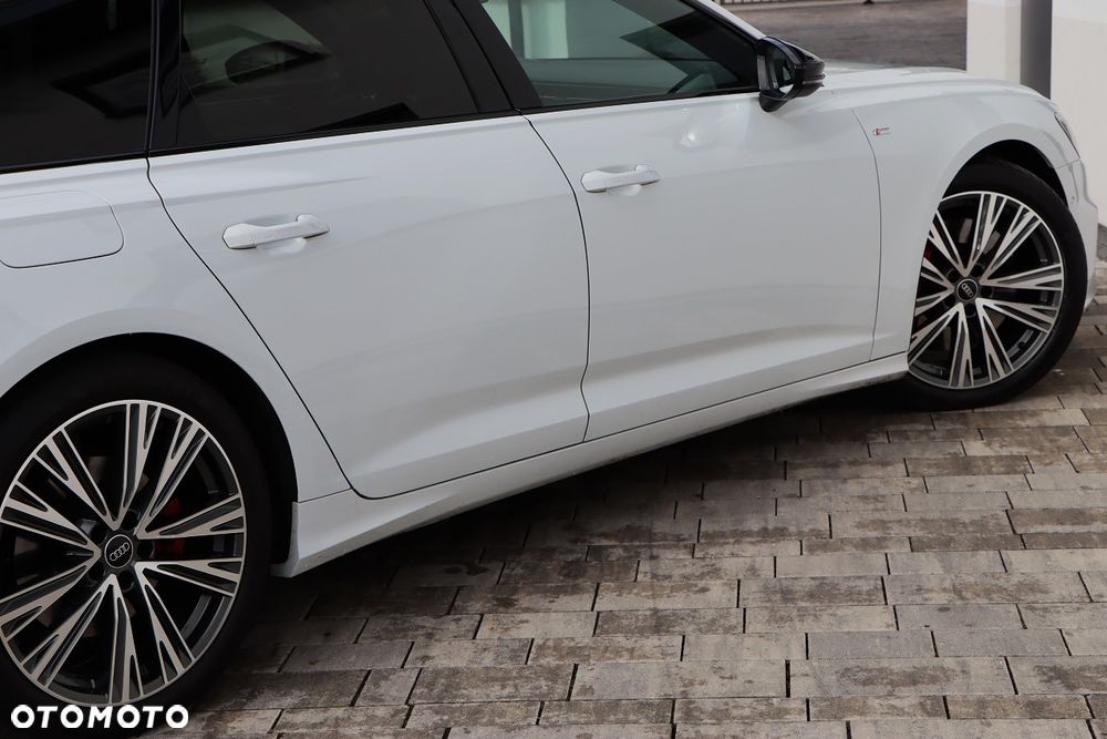 Audi A6 Avant 55 TFSI e quattro S tronic S line - 17