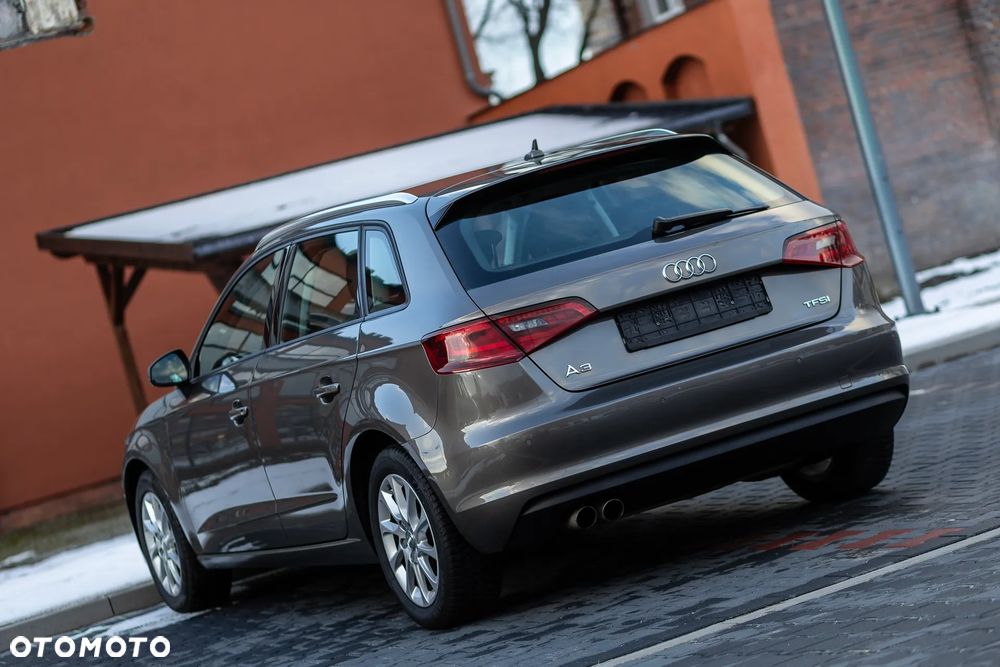 Audi A3 Sportback - 18