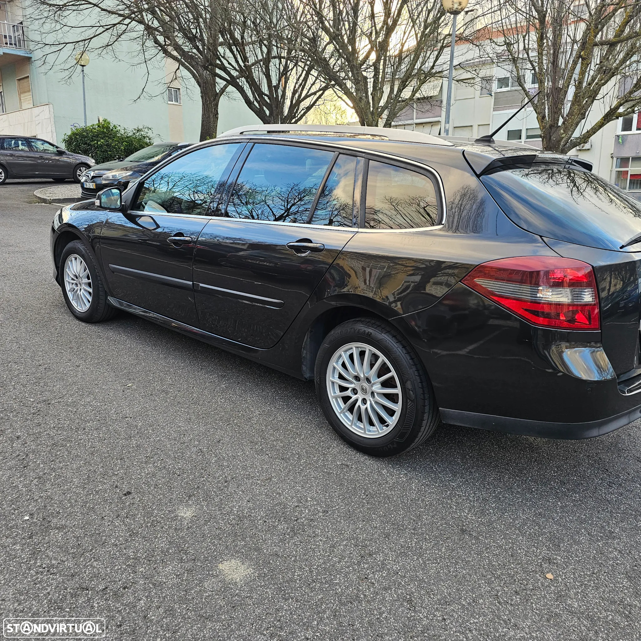 Renault Laguna Break 1.5 dCi SE Black Line - 9