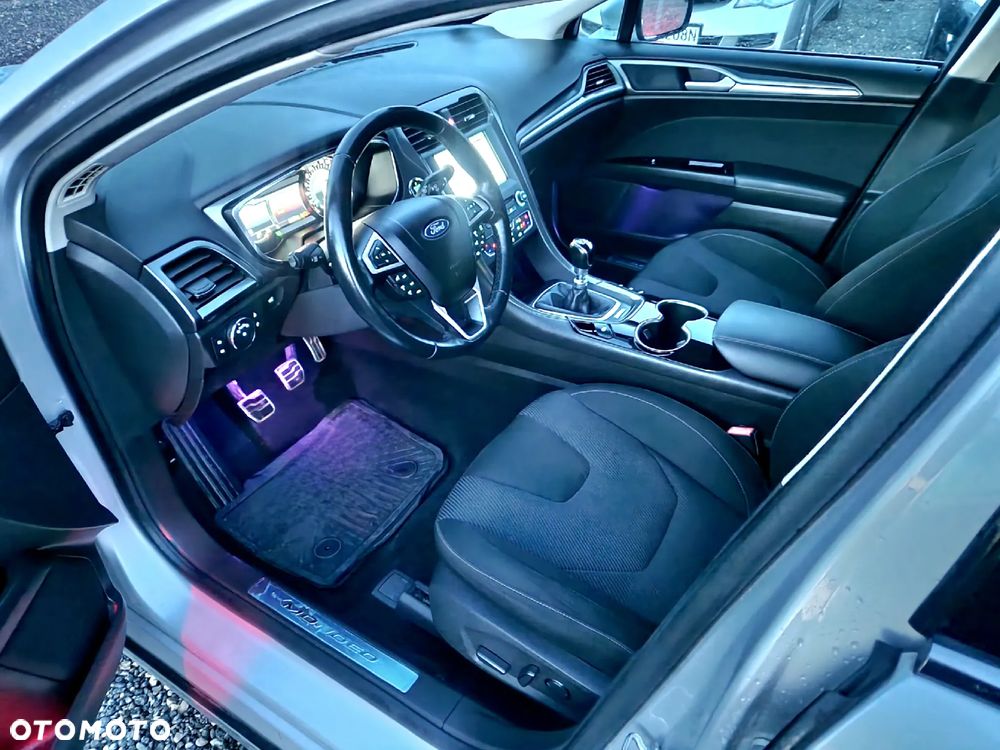 Ford Mondeo SW 2.0 TDCi Titanium - 13