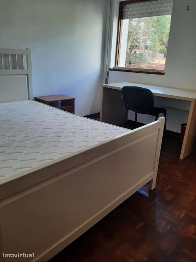 Quarto - localizado em Bairro do Sol Coimbra - Grande imagem: 3/9