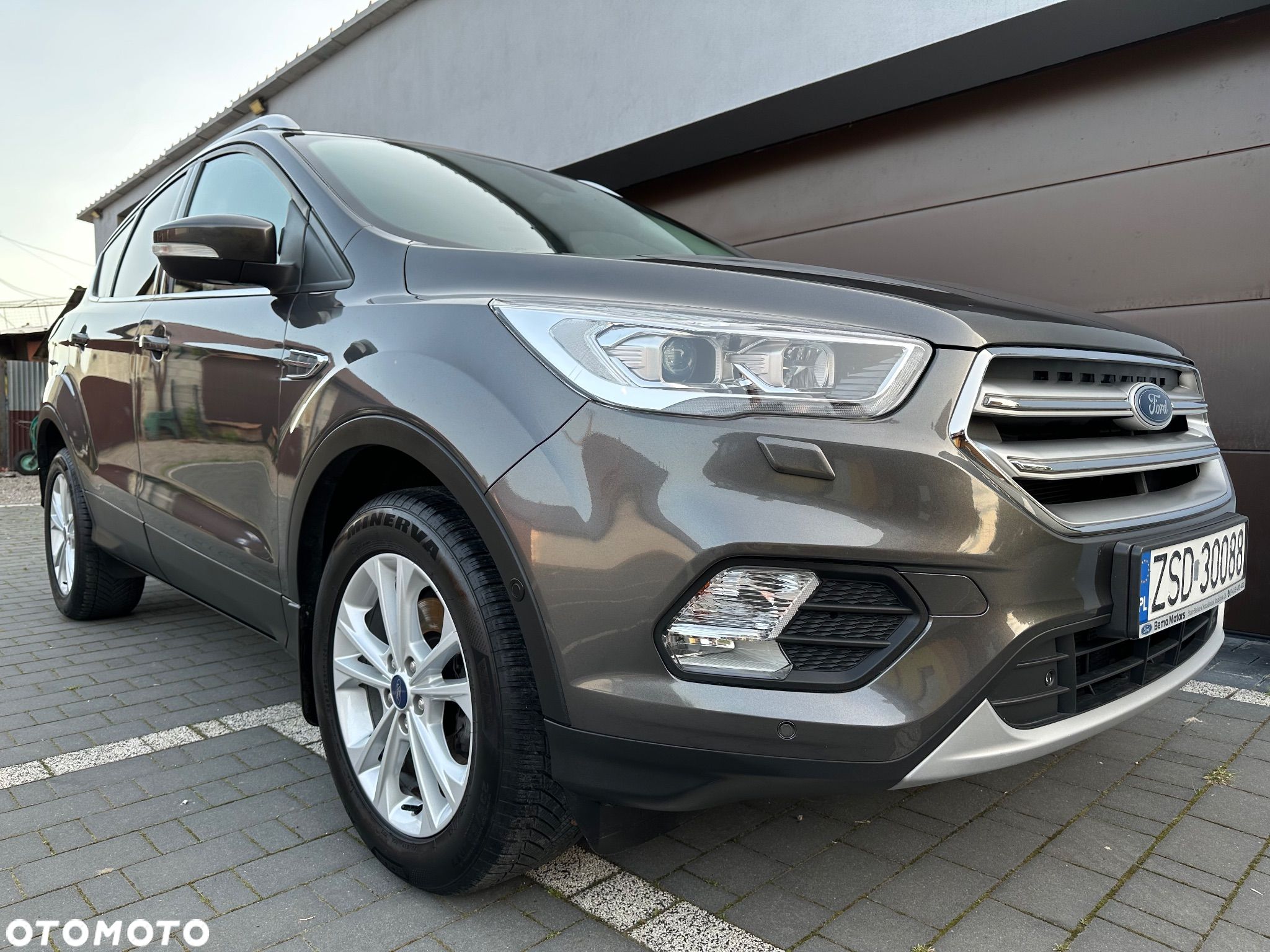 Ford Kuga 1.5 EcoBoost FWD Titanium ASS MMT6 - 1