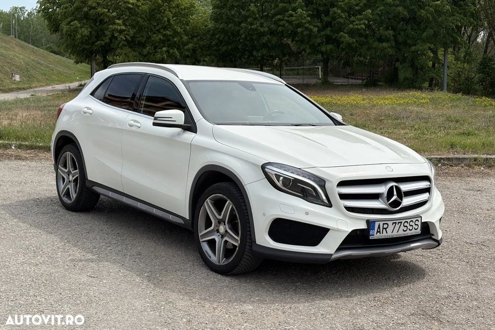 Mercedes-Benz GLA 200 7G-DCT AMG Line - 2