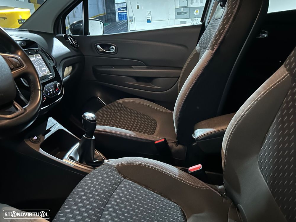 Renault Captur 1.5 dCi Exclusive - 36