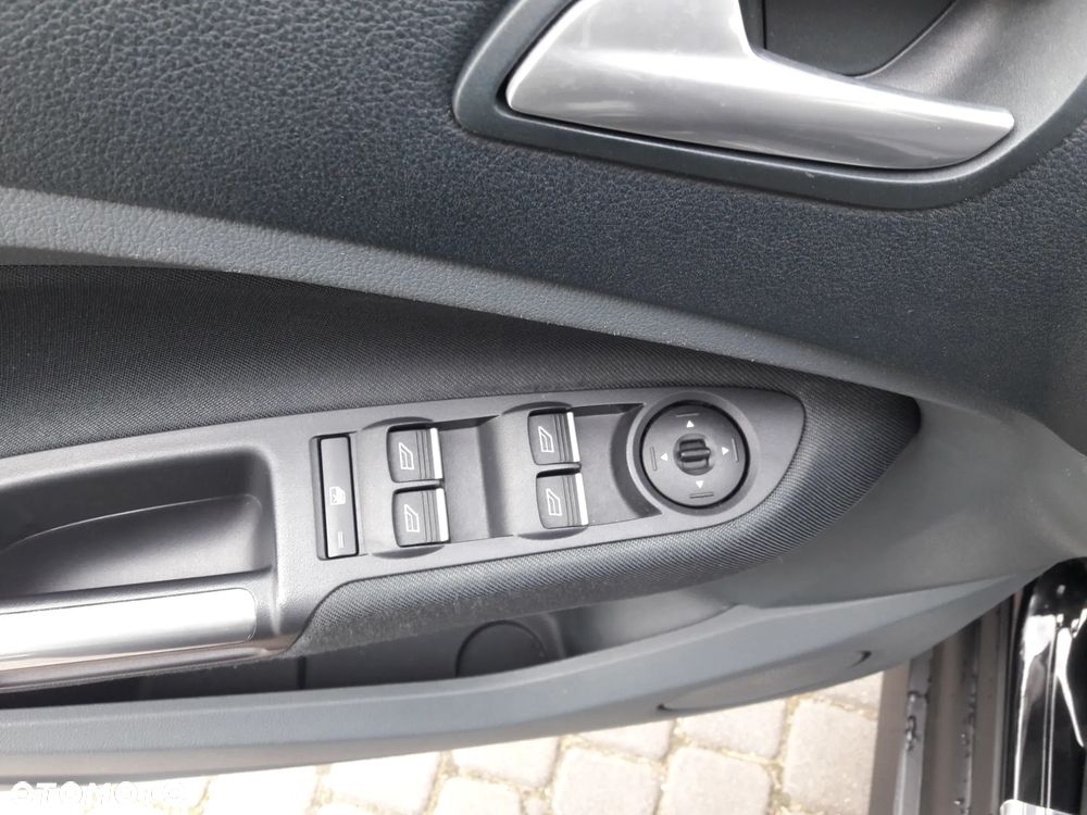 Ford C-MAX 1.0 EcoBoost Start-Stopp-System Champions Edition - 13