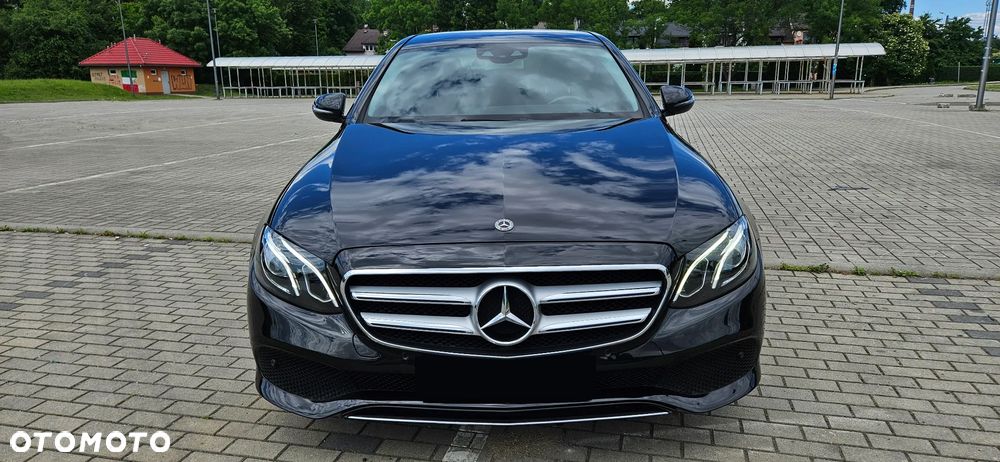 Mercedes-Benz Klasa E 220 d 4Matic 9G-TRONIC Avantgarde - 22