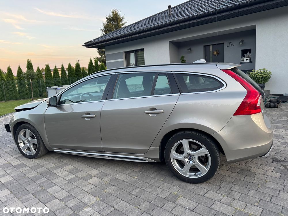 Volvo V60 DRIVe Kinetic - 4