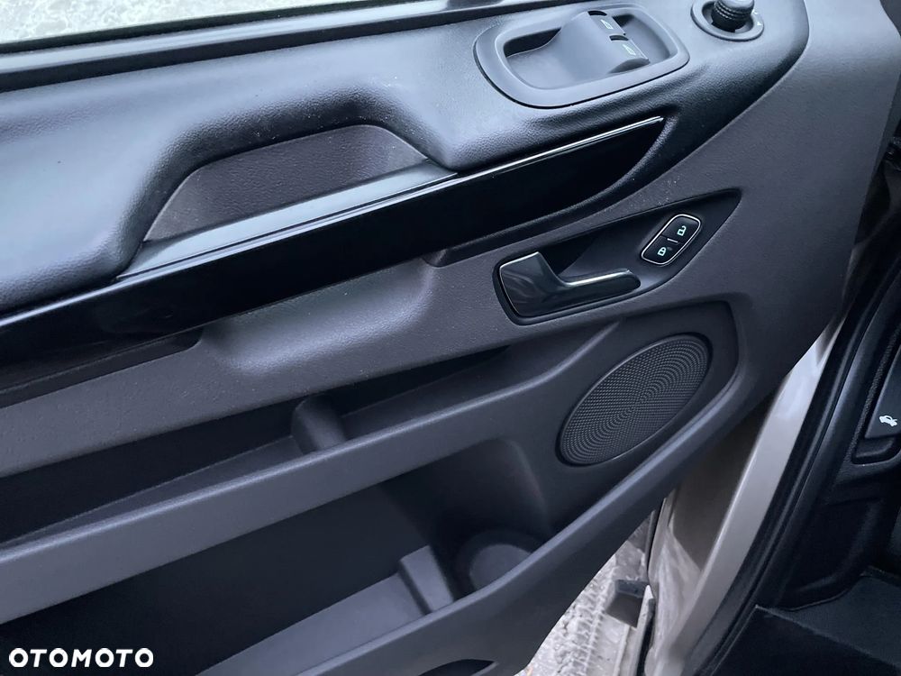 Ford Transit Custom - 10
