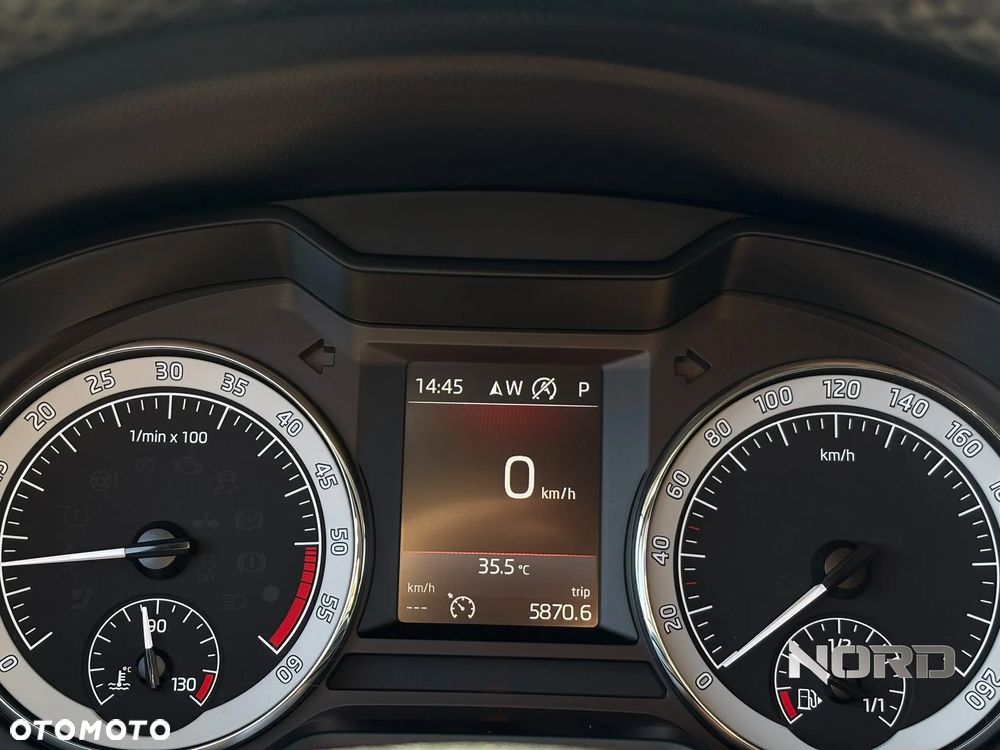 Skoda Octavia 2.0 TDI 4x4 Style DSG - 17