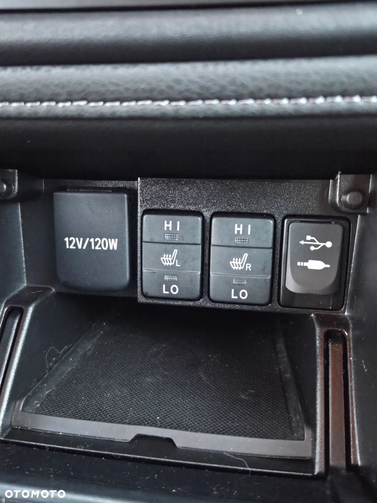 Toyota Auris 1.6 D-4D Edition-S - 12
