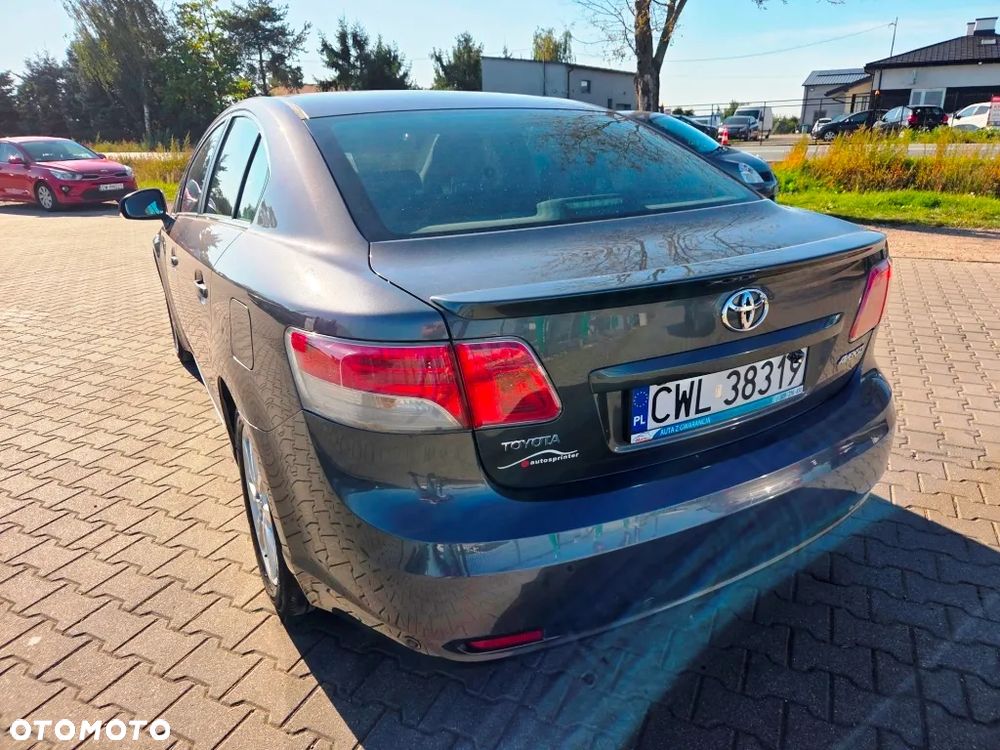 Toyota Avensis 2.2 D-4D Prestige NAVI - 14
