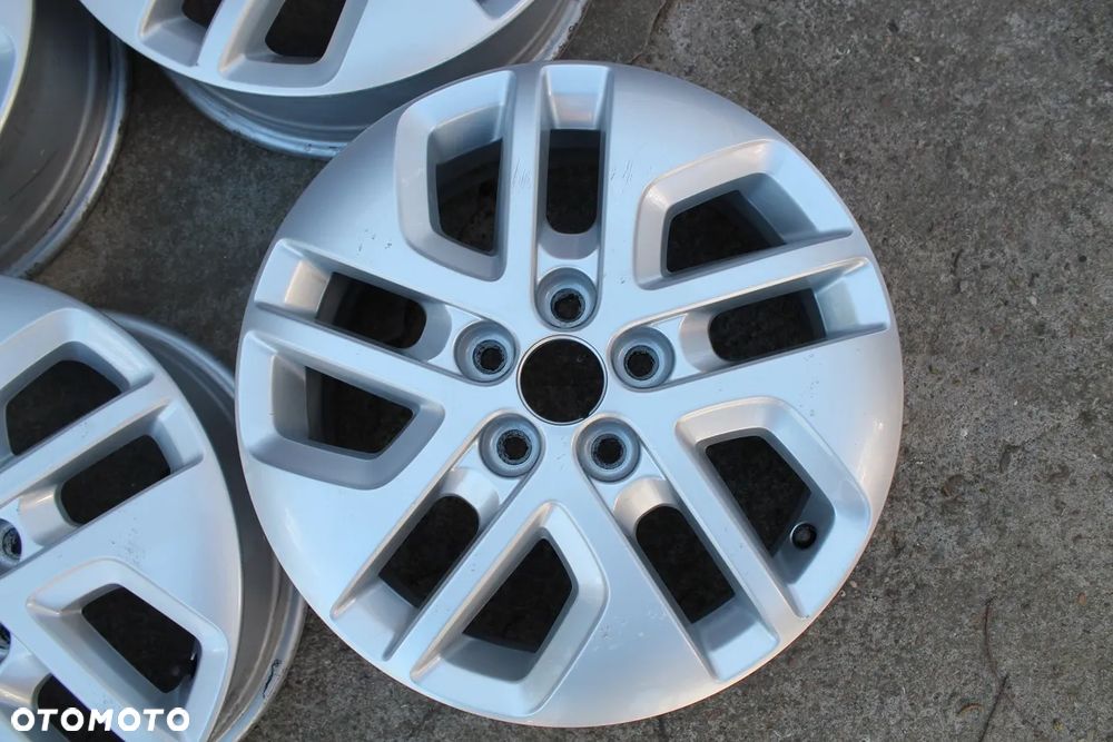 Alufelgi Opel Vivaro Renault  Trafic 5x114,3 17stki - 4