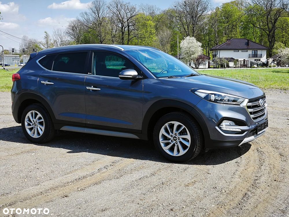 Hyundai Tucson blue 1.7 CRDi 2WD DCT Premium - 14